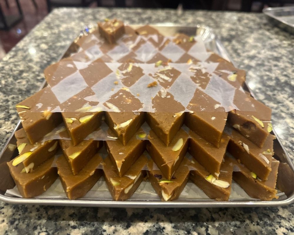 Kaju Anjeer Burfi (Cashew Fig Fudge)