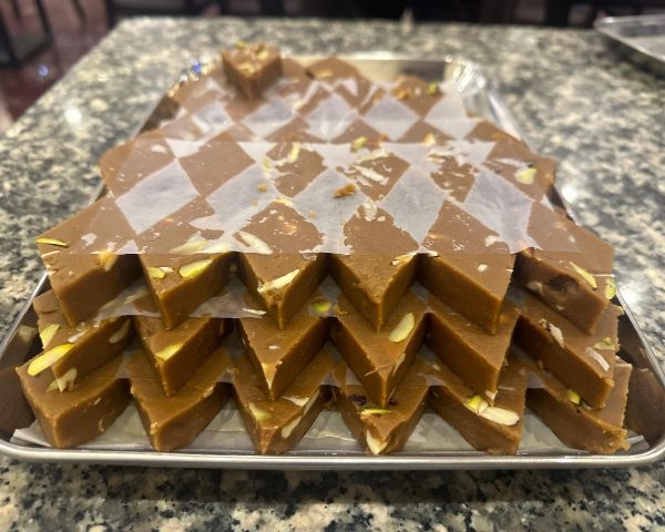 Kaju Anjeer Burfi (Cashew Fig Fudge)
